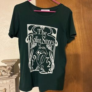 Daydreamer green tshirt
